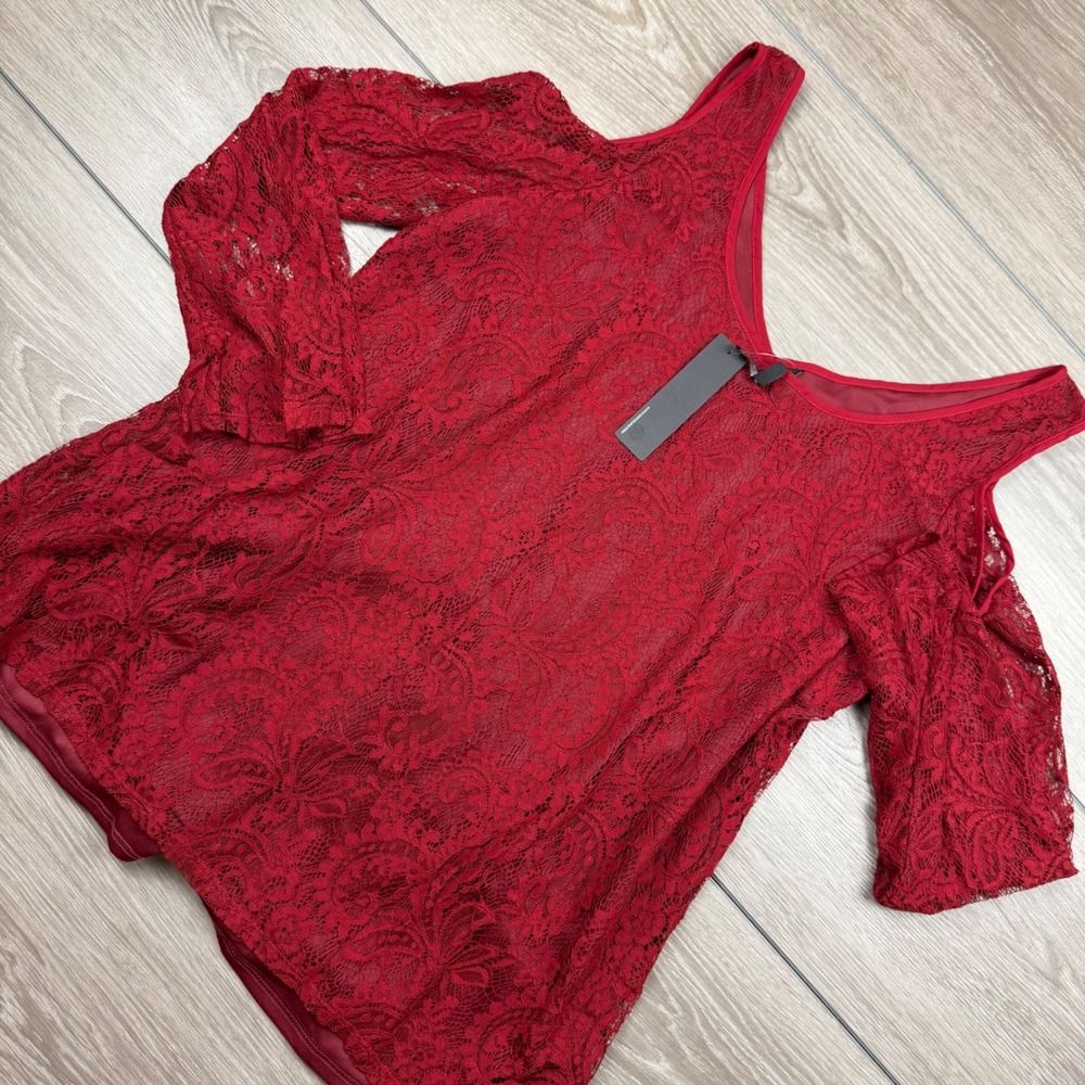 Kay Celine Womens Top Cold Shoulder Lace V-Neck Red XL